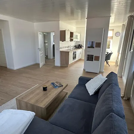 Heel Wat Besuenners Apartment *